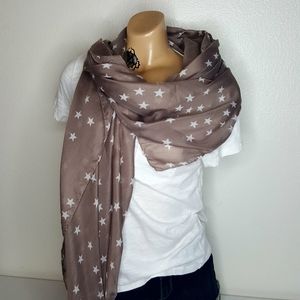 Shana Womens Brown & cream star scarf